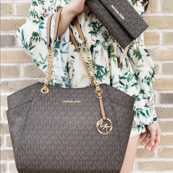 🥰🥰 Michale Kors Chain Tote Wallet Bundle - Picture 3 of 7